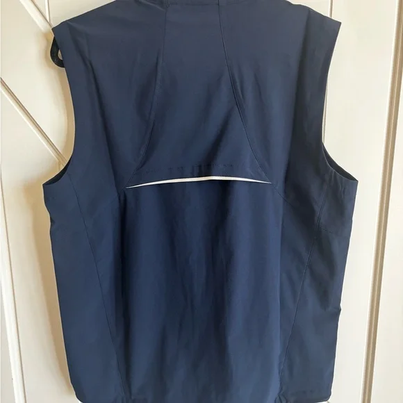 Richmond Spiders Navy and White Performance Vest - Picture 2 of 3